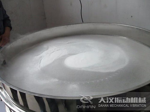 石英砂振動(dòng)篩的使用 石英砂振動(dòng)篩的使用